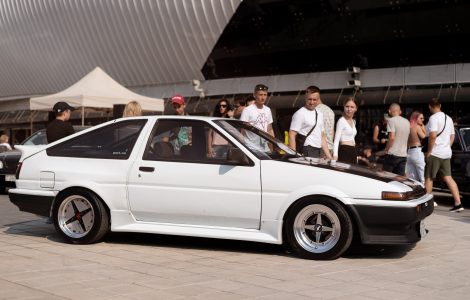 Toyota AE86